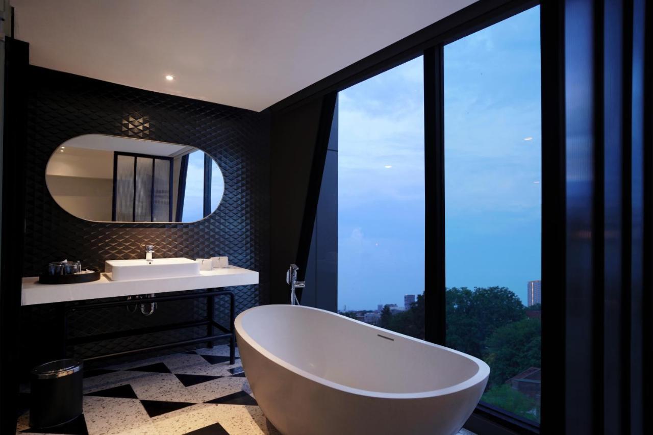 Awann Sewu Boutique Hotel And Suite Semarang Exterior foto