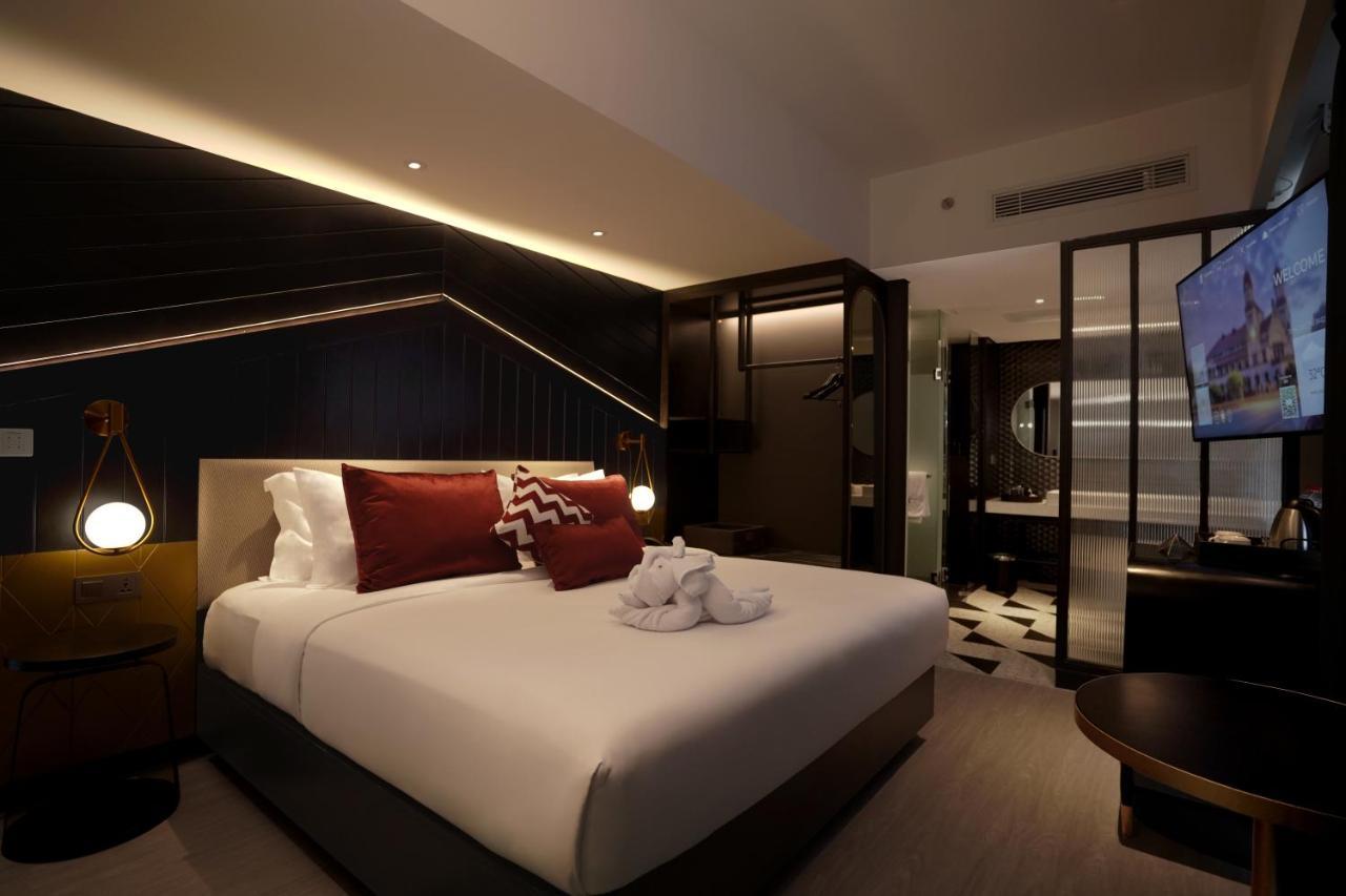 Awann Sewu Boutique Hotel And Suite Semarang Exterior foto