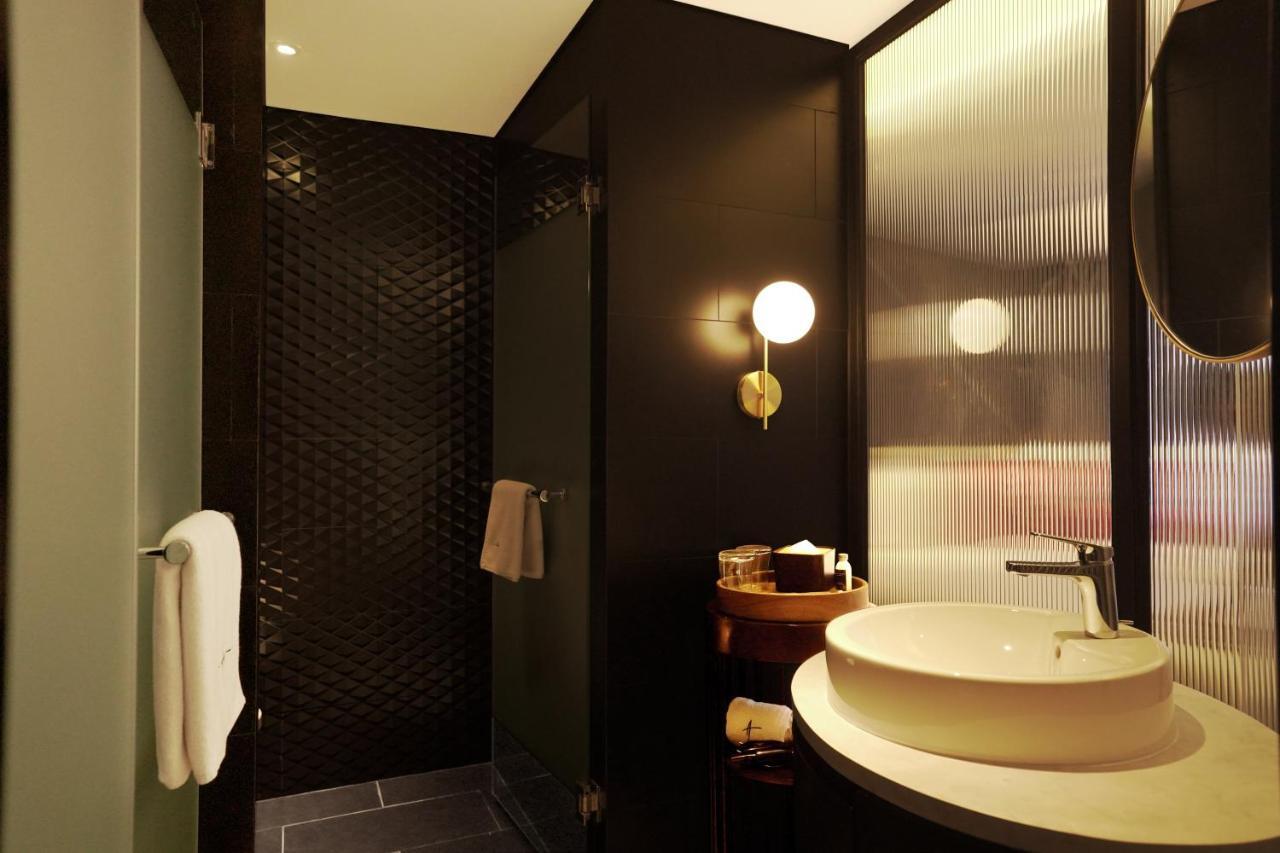 Awann Sewu Boutique Hotel And Suite Semarang Exterior foto