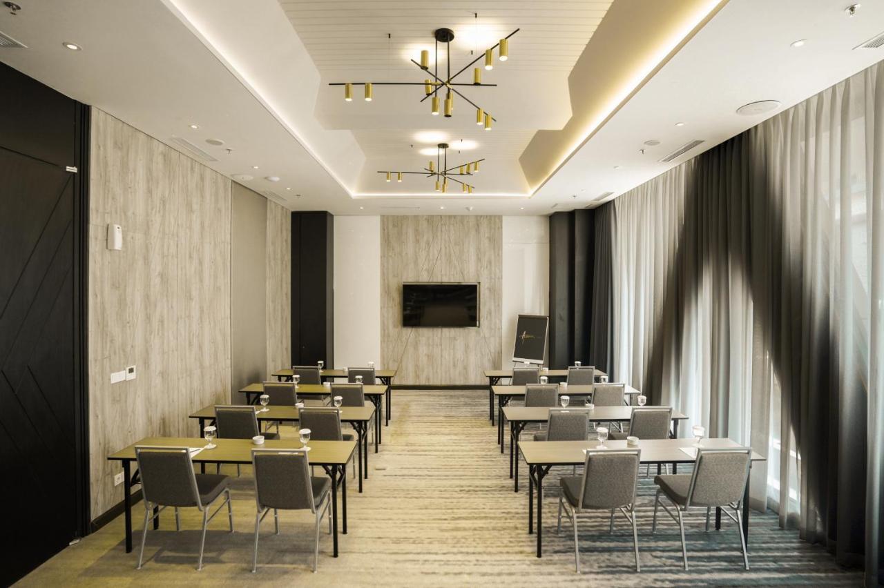 Awann Sewu Boutique Hotel And Suite Semarang Exterior foto