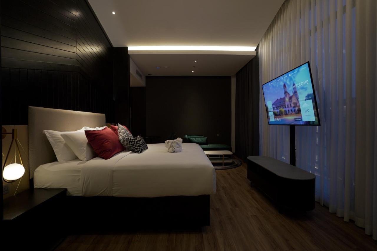 Awann Sewu Boutique Hotel And Suite Semarang Exterior foto
