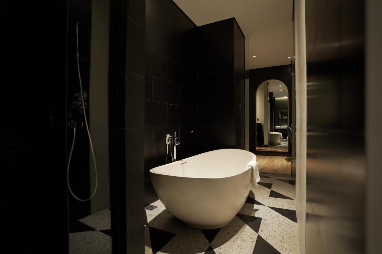 Awann Sewu Boutique Hotel And Suite Semarang Exterior foto
