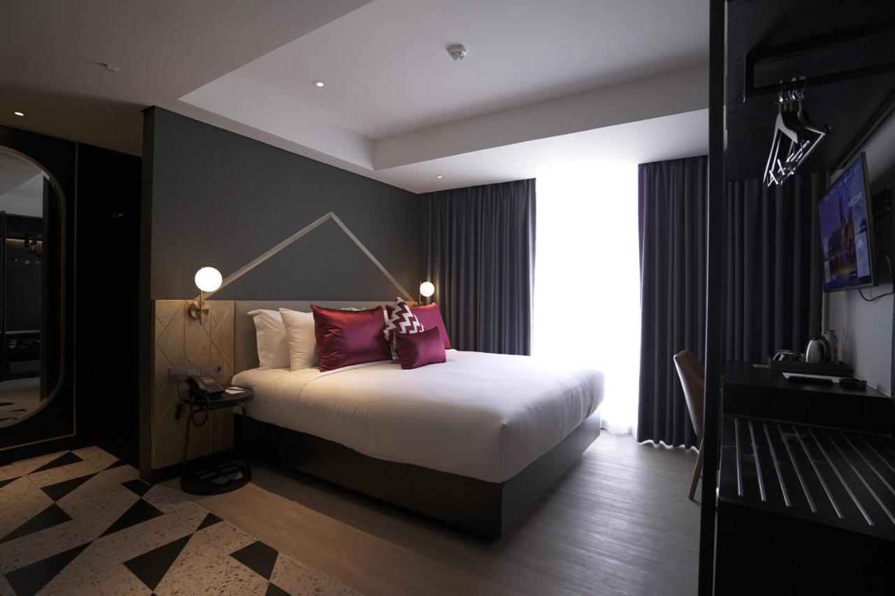 Awann Sewu Boutique Hotel And Suite Semarang Exterior foto