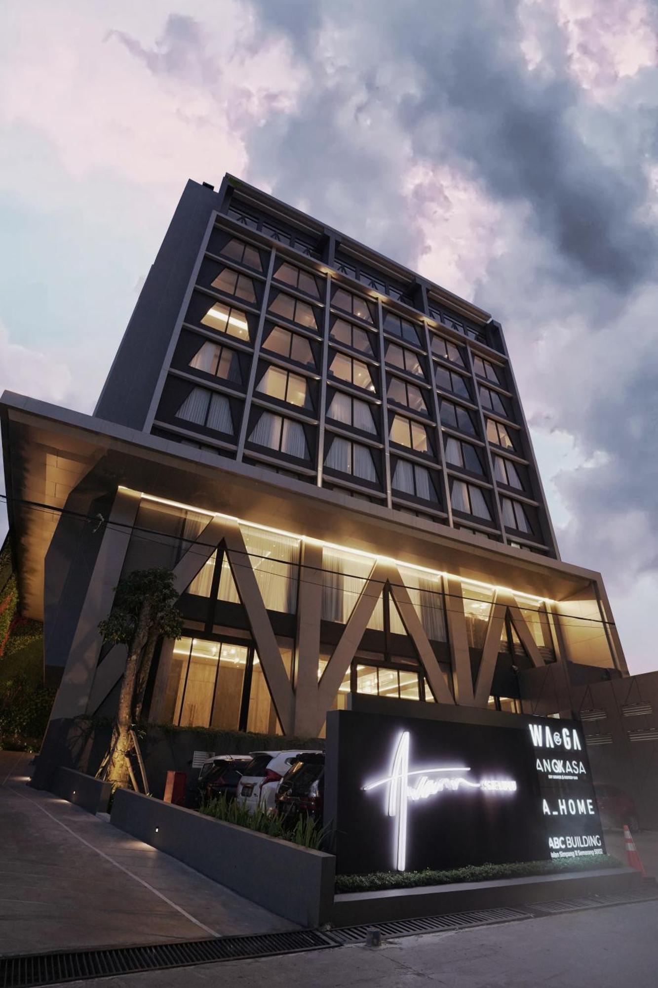 Awann Sewu Boutique Hotel And Suite Semarang Exterior foto
