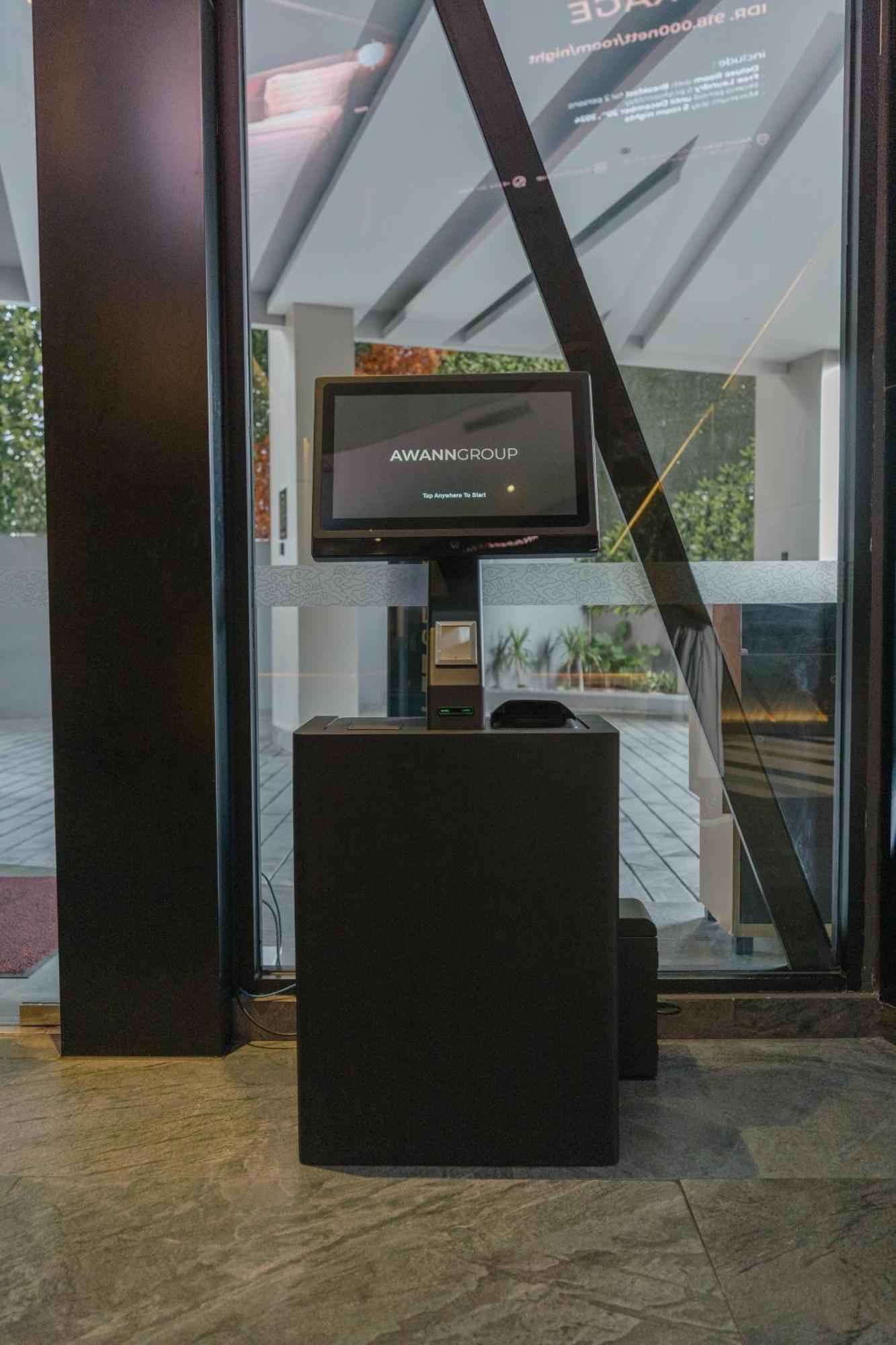 Awann Sewu Boutique Hotel And Suite Semarang Exterior foto